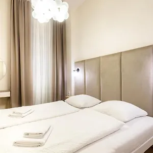 apartma-andrea-1907-uplne-novy-apartman-minutu-od.marianskelaznehotels.net/